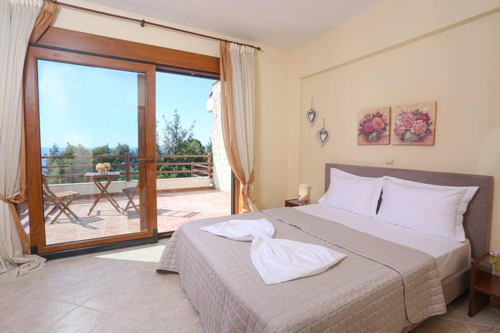Beautiful View Villa In Possidi, Halkidiki Kalandra Bagian luar foto